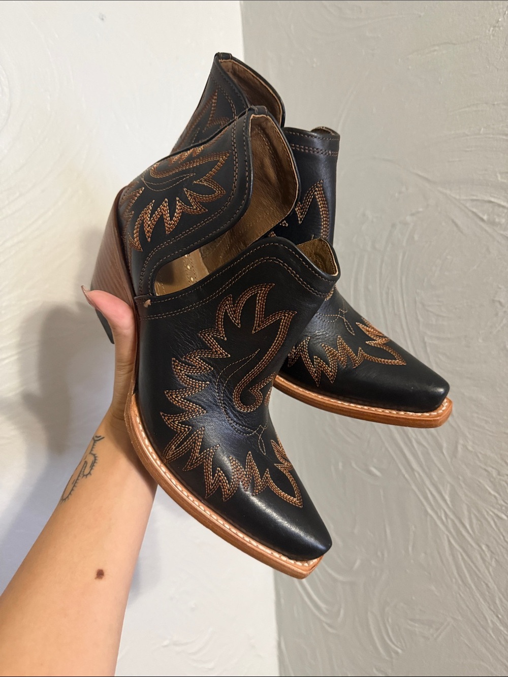 Ariat Dixons black